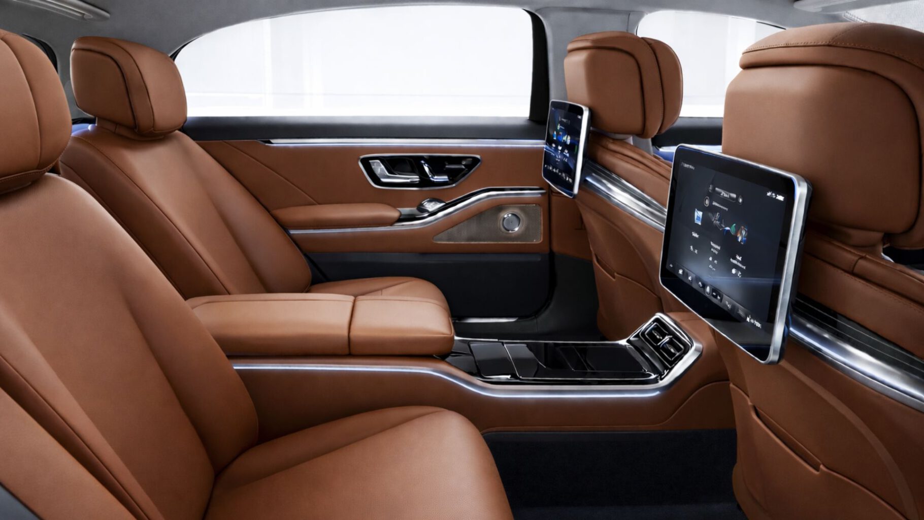 AMZ Sachsen organisiert einen Workshop namens "Leder 2.0 - Hightech trifft Haptik". Organisator ist Andrea Bergner. Schwerpunkt des Workshops ist der Fahrzeug-Innenraum - speziell Interieur aus Leder