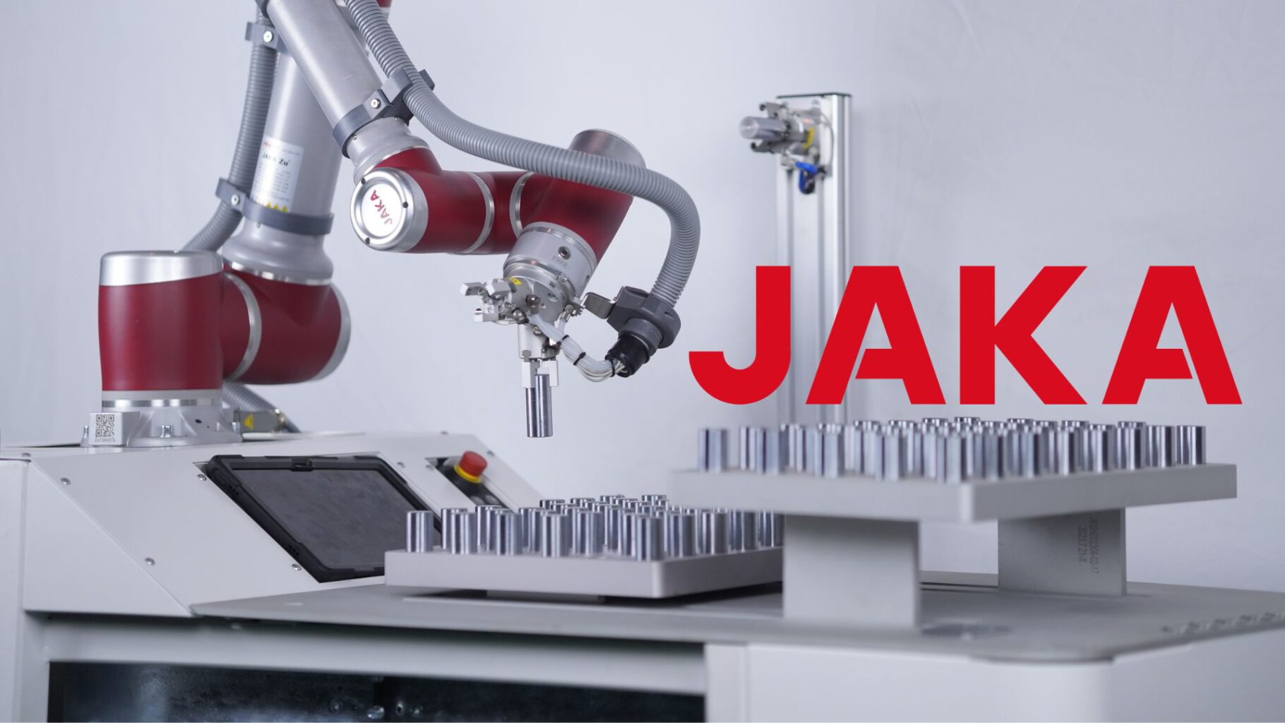 JAKA Robotics ist seit Februar 2026 Mitglied im Netzwerk Automobilzulieferer Sachsen (AMZ) und bringt Know-how &uuml;ber Cobots mit ins Netzwerk.